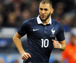 Thủ tướng Pháp cấm cửa Benzema lên tuyển