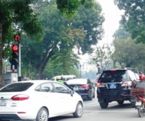 Đã có xe biển xanh, biển đỏ bị xử lý qua camera