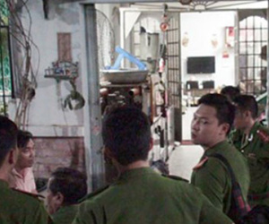 NÓNG: Thanh niên cắt cổ người tình đến chết vì nghi là "ma"