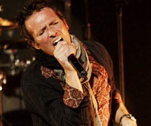Ngôi sao nhạc rock Scott Weiland đột tử khi đi tour