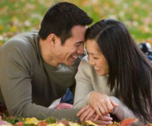 Vì sao người hạnh phúc vẫn ngoại tình