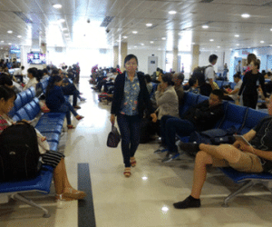 Sân bay Tân Sơn Nhất “thay áo”