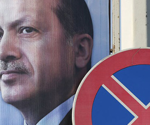 "Chủ nghĩa mạo hiểm Erdogan" sẽ khiến Thổ Nhĩ Kỳ lụn bại?