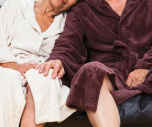 Cụ bà 91 tuổi chết ngạt vì "mây mưa" quá mức