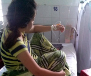 Đốt than sưởi ấm trong lúc ngủ, cả gia đình gặp nạn