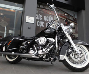 Harley Road King Classic giá hơn 1 tỷ đồng tại Việt Nam