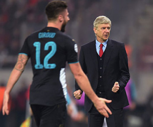 Người hùng của Arsenal: Ai nghi ngờ Giroud chứ Wenger thì không!