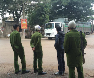 Cả trăm cảnh sát chặn đường, truy lùng phạm nhân vượt ngục