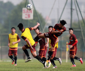 Chấn thương ở U23 Việt Nam: Tại ông Miura hay tại...V-League?