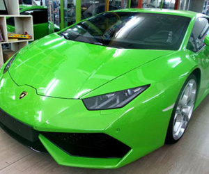 Đại gia Việt Nam đua sắm siêu xe trong 2015