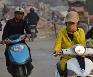"Bão bụi" mù mịt ở con đường làm 10 năm chưa xong 570m
