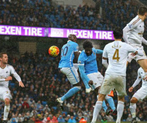 Man City 2-1 Swansea: Cao trào của cảm xúc