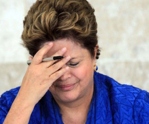 Tổng thống Brazil đối mặt nguy cơ bị phế truất