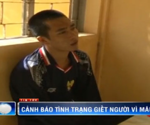 Clip: Đánh gục cháu vợ đang say, hất xác xuống ao