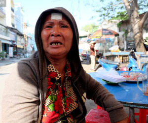 Mẹ cô gái bị kẻ sàm sỡ đâm chết ở Sài Gòn: “Đau đớn lắm khi phải để con ngoài đường”