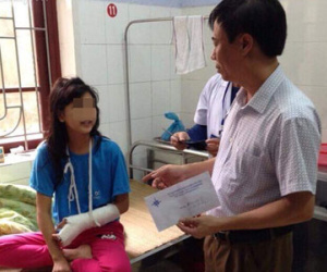 Vụ cha ruột đánh con gãy tay, dập mông: Ghen tuông biến người cha thành "hổ dữ"?