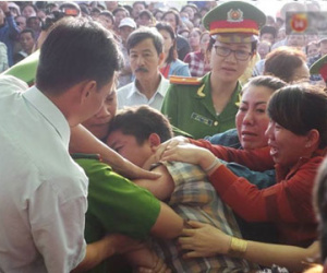 Những giọt nước mắt đau đớn trong phiên xét xử vụ án giết 6 người ở Bình Phước
