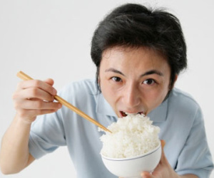 Ăn cơm gạo càng trắng càng mau chết