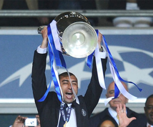 Sa thải Mourinho, Chelsea sẽ… vô địch Champions League?