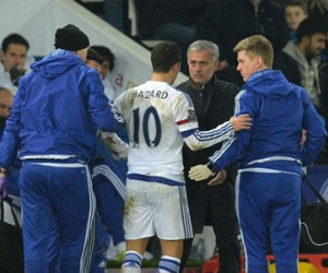 Từ chuyện Mourinho tố bị phản bội: "Bẻ ghế" HLV chỉ còn là hiện tượng