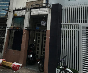 Tưới xăng đốt người tình vì ghen