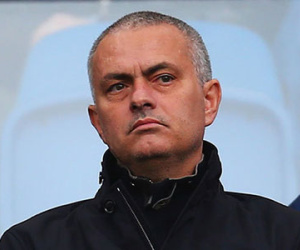 Mourinho chấp nhận mất 2,5 triệu bảng/năm để về M.U