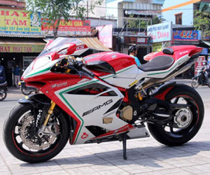 Siêu môtô MV Agusta F4 RC độc nhất tại Việt Nam