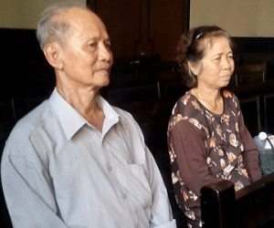 Tân Hiệp Phát im lặng trước chuyện mẹ Võ Văn Minh xin “quỳ lạy”