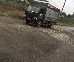 Phí tăng, xe container ồ ạt trốn trạm thu phí quốc lộ 5