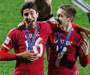 Cha giấu hộ chiếu để con trai không thể gia nhập Liverpool