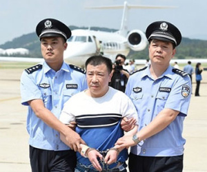 Lưới trời chống tham nhũng Trung Quốc khó chạm Bắc Mỹ