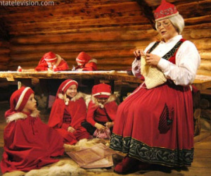 Vợ của Ông già Noel là ai?