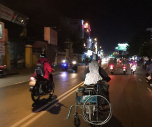 Bí mật bất ngờ của hai "cha con" chuyên nghề ăn xin