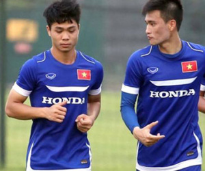Công Vinh truyền “bí kíp” cho Tuấn Anh, Công Phượng
