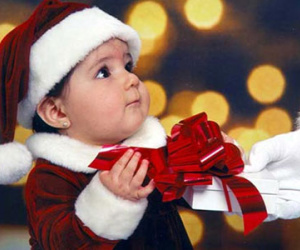 Mong năm tới ông già Noel ban phát vắc xin cho con