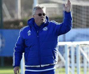 Hiddink đặt ra mục tiêu không tưởng cho các cầu thủ Chelsea