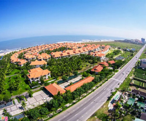 "Phố" Trung Quốc ở Đà Nẵng bao vây sân bay quân sự