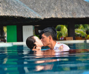 Hé lộ cảnh nóng và hôn cuồng nhiệt của Đinh Ngọc Diệp - Bình Minh