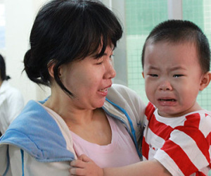 Lại mệt mỏi chờ chờ tiêm vắc xin dịch vụ "5 trong 1"