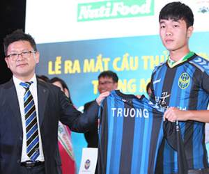 Lương Xuân Trường khoác áo số 7 tại CLB Incheon United
