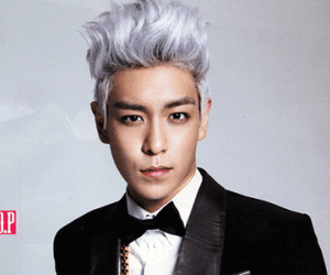 T.O.P vượt mặt loạt tài tử Hollywood trong Top 100 gương mặt đẹp trai nhất 2015