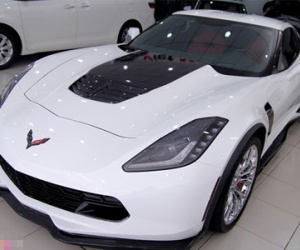 9 mẫu xe đình đám về Việt Nam trong năm 2015