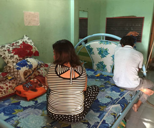Bắt quả tang vụ mua bán dâm trong quán cà phê