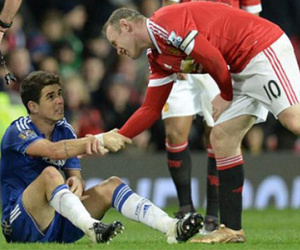 Cựu trọng tài Graham Poll: Rooney đáng bị đuổi sau pha phạm lỗi thô bạo với Oscar