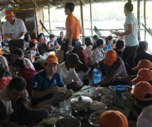Ăn cháo bị tính một triệu, dọa kêu chức năng, xuống 200 ngàn