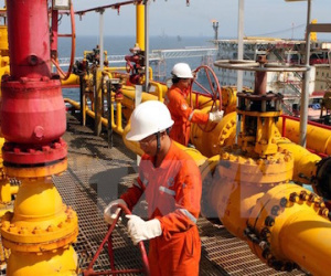 Lãnh đạo PVN: Giá dầu giảm 1 USD, doanh thu giảm 5,4 nghìn tỷ đồng