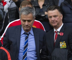 Mê ghế của Van Gaal, Mourinho thẳng thừng từ chối Real