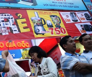 Mua sắm cuối năm coi chừng hàng dỏm!