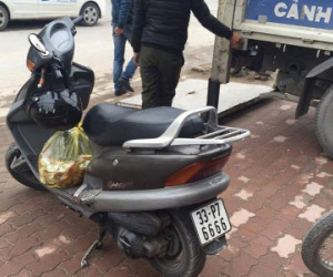 Bị 141 “sờ gáy” vì đi xe gian mang biển tứ quý