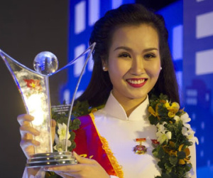 Võ Hạ Trâm trở thành Công dân trẻ tiêu biểu của TP HCM 2015